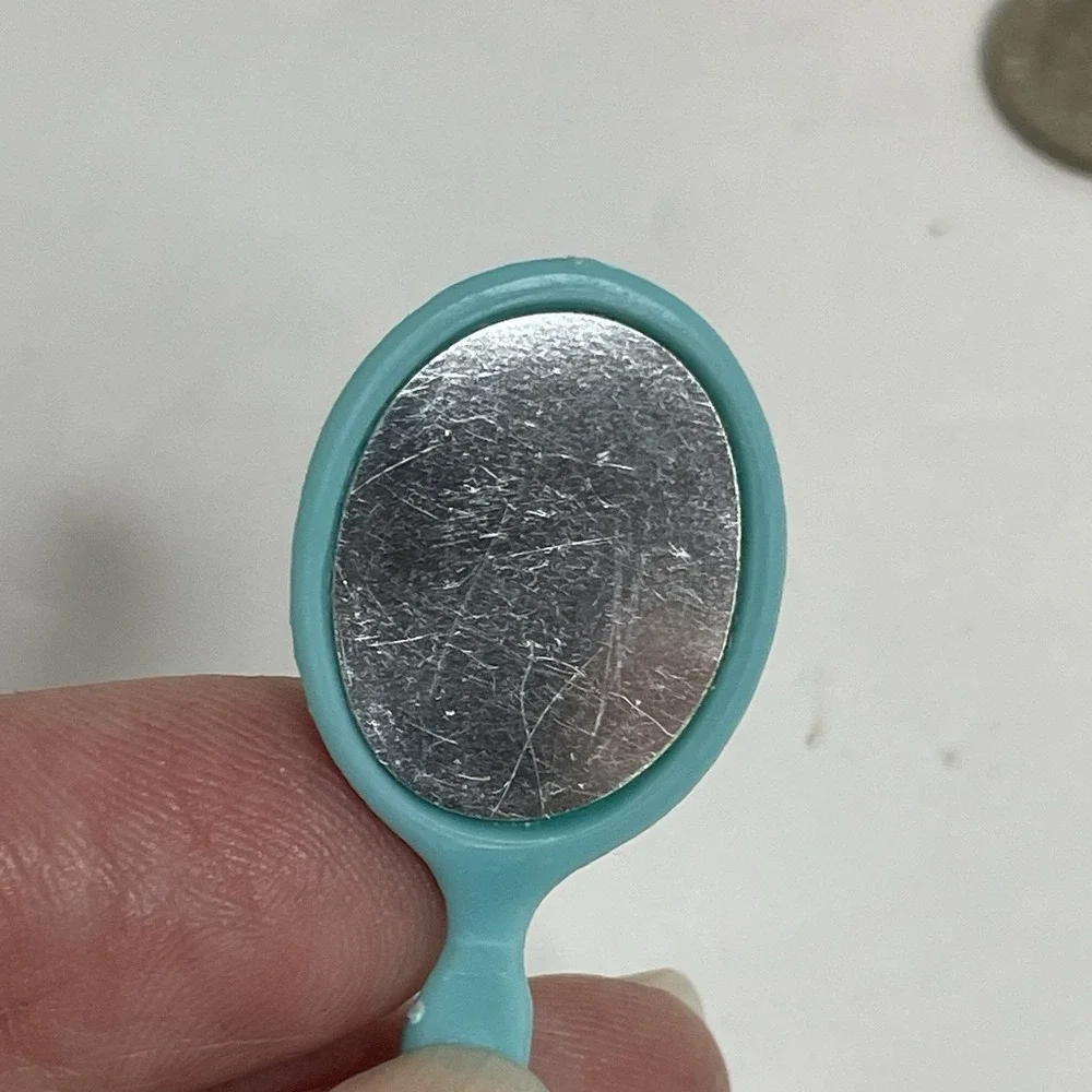 Mattel Barbie Doll Accessory  Vintage 1980's WESTERN BARBIE MIRROR STAMP